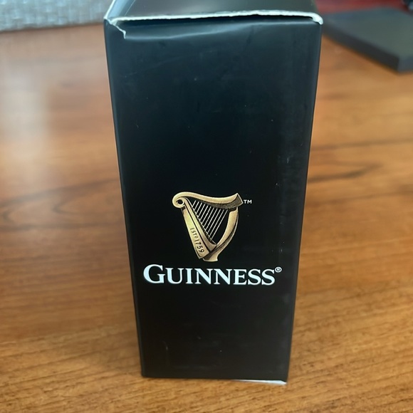 Guinness Men's Three Pack Sock Gift Box - Picture 9 of 12